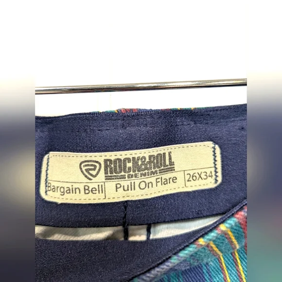 Rock & Roll Cowgirl Denim Bargain Bell Bottoms Pull On Size 26 Stripe Festival - Picture 3 of 10